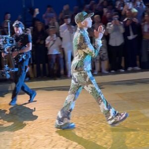 VERVAL Instagram - 𝐏𝐔𝐏𝐈𝐋 𝐊𝐈𝐍𝐆🖖

@pharrell @louisvuitton 👏👏👏👏👏👏👏👏
👏👏👏👏👏👏👏👏👏👏👏👏👏👏👏👏
👏👏👏👏👏👏👏👏👏👏👏👏👏👏👏👏