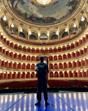 Vadim Muntagirov Instagram - Thank you @eleonoraabbagnatoofficial for this opportunity to dance at @opera_roma again. I really enjoyed working and performing as Prince in Swan Lake choreographed by @benjaminpech7 . Guidance by @isaguerin2 , plus wonderful classes by @stephanephavorin .And of course my Swan @fumikaneko_ . I hope we can gather and make this combo again ☺️. Thank you Rome for such a warm welcome. Until next time 🤞🏻#operadiroma #rome #italy #swanlake #benjaminpech #eleonoraabagnato #fumikaneko #vadimmuntagirov #ballet #art #performance