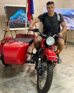 Vadim Nemkov Instagram - На таком байке двигаемся по олимпийской базе на тренировки!!!
