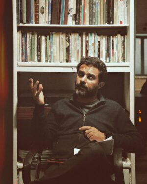 Vahid Rahbani Instagram - .
.
.
عکس: @baharrrasgari