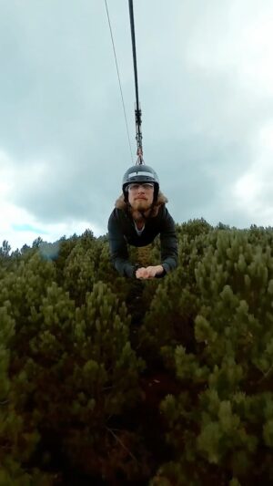 Valentin Rahmel Instagram - Crazy zipline in Portugal @wdrreisen 

#portugal #portugal🇵🇹 #zipline