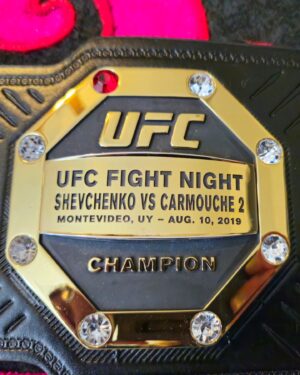 Valentina Shevchenko Instagram - 👊🏆👊

7 title defense,  7 amazing events alongside the best #UFC mma fighters of the world 💪

Thank you @ufc, 
Now all my belts with me !!! 💪💪💪

Каждый турнир где я защитила свой чемпионский титул ! 
7 поясов теперь дома ! 💪

👊👊👊

#TeamBullet #UFC #Champion #AndNew #TheBullet #TUF32