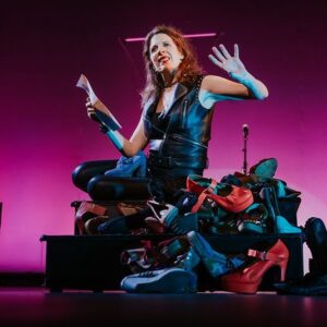 Valeria Lois Instagram - Gracias por estas 📷 de Teoría King Kong en el @teatro_nescafe! 
Hasta la próxima🦍
Ph: @sebastiandominguez.photo @leysofotografia 
@vicoroland ♥️
@felipebarrozo.ok ♥️
@monicajpaixao ♥️
@rominachepe♥️
@agneselozupone ♥️
@micaelasleigh ♥️
@anamarkarianestilismo ♥️
@sebastian.blutrach ♥️