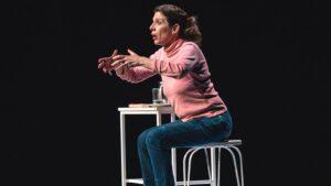Valeria Lois Instagram - Carrete de La Puerca en el @fituu_uruguay 
Gracias @maviprd por las 📸📷📸📷
El sábado hay funciones en CABA
Todavía quedan entradas para la de las 21:30
Vayan a Alternativa!
@santiloza1 @estudiolosvidrios @lisandro_rodriguez_no