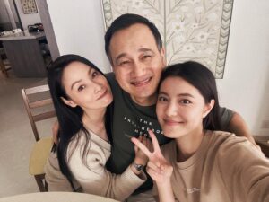 Valnice Yek Instagram - Said goodbye to our physical home but thankful we still have that little bit more time together as a family. Don’t count the days, make the days count!!!!😢😢

#ssuch5 #mediacorpsunnysideup