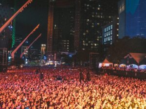 Vance Joy Instagram - Merci Beaucoup Montréal quelle merveilleuse nuit ❤️

📸 @bradcauchy