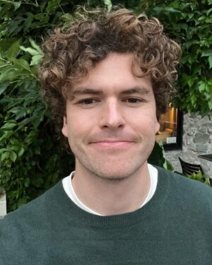 Vance Joy Instagram - Hey guys I’m sad I won’t get to see you tonight at @festivaleteqc because of the weather. I love this festival and we heard you singing from over the fence. Thank you and stay safe out there. We’ll be back ☀️