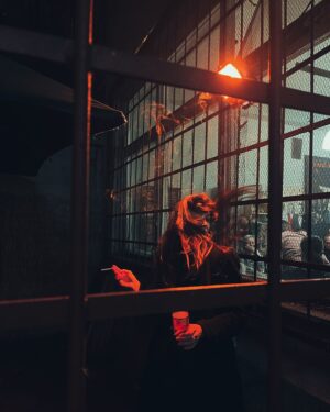 Vanda Chaloupková Instagram - Roses premiere 🌹 captured by @lukasadam0 ♥️
Thanks for the Light @isitsam_ 🚨

@divadlonafidlovacce 
@artagent.cz