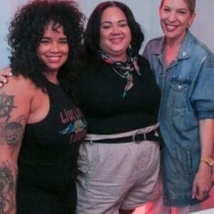 Vanessa Duchel Instagram - Cette semaine je reçois l'humoriste @laerikasuarez et l'animatrice @anaisguertinlacroix avec qui on a parlé entre autres de dater après un coming out pansexuel, d'une première date comme dans les films (on se demande encore si c'est cute) et de la motivation derrière les rencontres. 💕

L'épisode est disponible sur les plateformes audio et sur Youtube à 15h 🌹

Bon podcasss! 

•
•
#datestable #datestablepodcast #dating #rencontres #balado #quebec #quebecpodcast