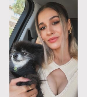 Vanessa Giselle Instagram - We’ll meet again
Don’t know where
Don’t know when
But I know
We’ll meet again
Some sunny day…🤍☀️🪽💛☁️✨ 

#rip #puddles 

@johnnycash