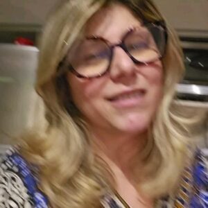 Vanessa Goulart Instagram - Já sabe o que fazer pro jantar de hoje?
Fica a dica! Creme de cenoura!

#trending #trend #jantar #sopa #reelsinstagram #reels #reelsvideo #reelitfeelit #gastronomia #hummm #love #cozinha