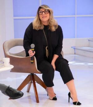 Vanessa Goulart Instagram - Hoje estarei no @sensacionalredetv da @redetv com apresentação da querida @danialbuquerquetv 

#tv #televisão