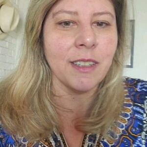 Vanessa Goulart Instagram - Você já comprou algo esdrúxulo pela internet? Me conta!

#compras #comportamento #comprasonline #catlover #cat #cats #catsofinstagram #pet #pets #petsofinstagram