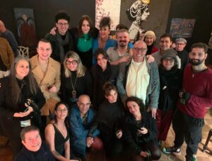 Vanessa Goulart Instagram - Na noite de ontem participei da leitura do texto "Cães de Rua" de @patriciavilelaatriz no @teatrogaragem com um elenco delicioso!

#teatrosp #teatro #teatrosp #leitura #dramaturgia #spcult #sp #sampa #sampacultural #sampacity