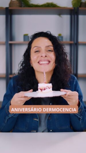 Vanessa Machado Instagram - Setembro é o mês de aniversário da Dermociencia e todo site está com desconto de até 30% usando o cupom VANESSA. APROVEITEM! 💕
Link na bio. 
#mesdeaniversario #dermociencia #descontosespeciais #beleza #pelemadura #tratamentodepele #oileight