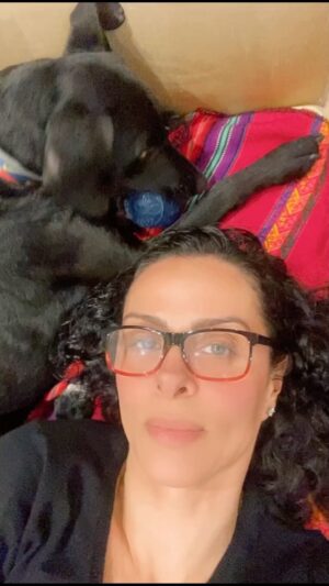 Vanessa Machado Instagram - Não roubaram meu celular. Só entrei na trend! 🤭😂🫣
#trend #viral