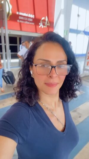 Vanessa Machado Instagram - Morozin é um suplemento 100% natural, que aumenta minha energia, auxilia na perda de gordura, controla os níveis de glicemia, diminui a compulsão por doce, reduz a absorção de carboidratos e tem ação diurética. Tomo 1 cápsula meia hora antes do almoço e do jantar. Setembro meu cupom vai dar 15% de desconto em todo o site. Além disso, para compras acima de 650 reais, você leva de graça um
Younger Nano Skin
Retinol.
Sem falar que nos combos tem ainda mais desconto e frete grátis.
Cupom: VANESSAMACHADO15
E pra quem já está tomando, me conte aqui o que está achando! @morozinoficial 
Ingredientes:
Extrato de larania-moro
Feiião-branco
Hibisco
Chá-verde
Pimenta
Magnésio
Picolinato de cromo
TCM
#morozin #100%natural #morosil
#emagrecimentosaudável
#publicidade