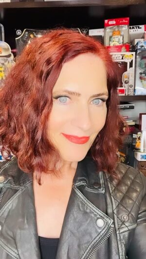 Vanessa Marshall Instagram - So excited to attend @comicconrevolution this weekend May 18 & 19 at the Ontario Convention Center! Please come say hello! We will be signing Saturday and Sunday! So looking forward to seeing #starwarsfamily! Huge thanks to @celebworx for making this magic happen! Xo 🙏🏻💝✨✨✨