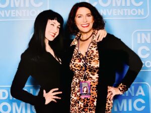 Vanessa Marshall Instagram - Love you @greydelisle! So happy to be at @indianacomicconvention with you!  Come say hello to us tmwr! We are signing 10am-7pm!  Too much fun! Huge thanks to @celebworx! Xo 🫶🏻❤️💕