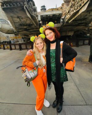 Vanessa Marshall Instagram - Best. Day. Ever! 💚🙏🏻✨✨✨

Repost from @samsyndulla
•
In so many words… 
This was the best day ever✨

Here is a photo dump of the day 🤣

Planning this trip to @disneyland with @vanessamarshall1138 couldn’t have gone more perfect. I’m so thankful for every moment. Especially eating a massive amount of sushi and piloting the falcon with Hera herself (note to self, don’t text and fly)✨

Finally getting to see Emily and @indiespeeder is and always will be the best moments well spent. I’m forever grateful for this chosen family we have created. My heart is so full and I’m just feeling so incredibly overjoyed that these are the moments I get to have with the best people on earth. 

Don’t forget to tune in tomorrow night 5pm pacific time to @vanessamarshall1138 ‘s twitch channel to see our stream. It’s going to be a great time and all proceeds will go to @ndssorg in honor of our girl Indie.

#disneyland #starwarsfamily #herasyndulla