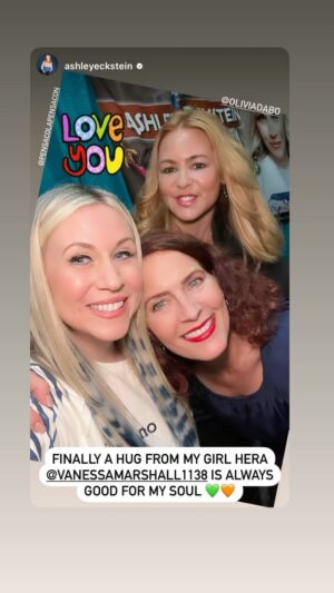 Vanessa Marshall Instagram - Always wonderful to see you @ashleyeckstein! Even better when I finally get to give you a big hug! @pensacolapensacon was tons of fun! Thanks for being such a shining example of #starwarsfamily! And lovely to see @oliviadabo! Lots of love! Xo 🙏🏻🩷✨