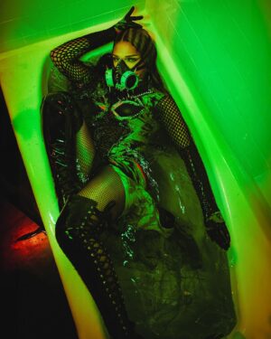 Vanessa Vanjie Mateo Instagram - Toxica, intoxicate and penetrate w/ one squirt Kia 💚

Let the games begin! 🏁 The first 2 episodes of #AllStars9 are streaming now on:

🌎 @wowpresentsplus (ex. USA, Canada, Australia)
🇺🇸 @paramountplus
🇨🇦 @cravecanada
🇦🇺 @stanaustralia

‼️ Episode 1 premieres FREE on @wowpresentsplus to all logged-in users in available territories, no subscription needed!

Photographer @marco_ovando touched by @marioernun 
Fit by @miss_alexis_mateo 
Hairs by @hassoon_7 @wigsbyhassoon