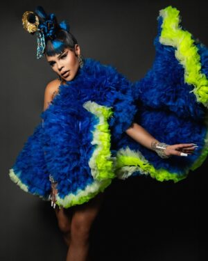 Vanessa Vanjie Mateo Instagram - Inspired by Van Gogh 💙 Starrryyy Night

Thank you so much to @tomo_koizumi for sending me this gorgeous jacket from your 2019 collection! 💕💕💕 

@tomo_koizumi 
Photographer @marco_ovando edited by @marioernun 
Hair by @wigsbyhassoon @hassoon_7