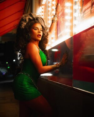 Vanessa Vanjie Mateo Instagram - Visage Green for the one & only @michellevisage !
Michelle drag is fun I encourage everyone to try it 😂💚

Dress by @jeffreykellydesigns 
Hair by @wigsbyhassoon @hassoon_7 
Photographer @marco_ovando touched by @marioernun