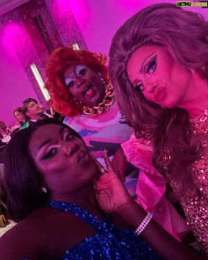 Vanity Milan Instagram - Enjoyed every moment at The Pink News Awards last night celebrating world-leading progressive thinking and queer culture 💕 

Outfit: @siimadamsondesign