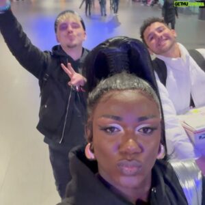 Vanity Milan Instagram - Ru Paul’s Drag Con UK 🇬🇧 2024 

What a perfect way to kick off the year with some good’ole drag, meeting fans catching up with friends and spending time with sisters from around the world 🌍 

Huge AITÄH (thank you) to my husband & my friends who flew from Estonia 🇪🇪 to help me out! MY FAMILY FOR LIFE! 🫶🏾 A thank you to each and every single person that attended Drag Con this year WE appreciate the love and support! Wholeheartedly 🥰🫶🏾