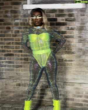Vanity Milan Instagram - SASSY, SAUCY AND A LIL BIT BOSSY 💚

Bodysuit: @siimadamsondesign 
Hair: @liam_collum_hair