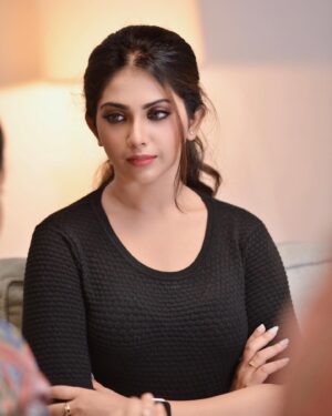Varsha Viswanath Instagram - Let come what comes,let go what goes. See what remains
