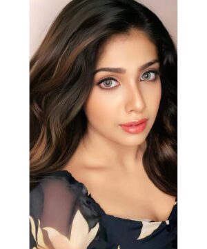 Varsha Viswanath Instagram - In the era of good looks, I still fall for behaviour, vibes and kindness! ❤️
