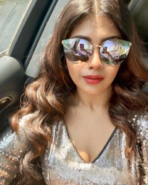 Varsha Viswanath Instagram - Selfie missed me 🤳🏽

#silverhour #beingcoolasalways #sunkissed