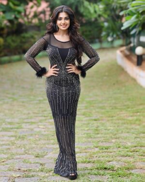 Varsha Viswanath Instagram - 🖤

📸- @renistillofficial