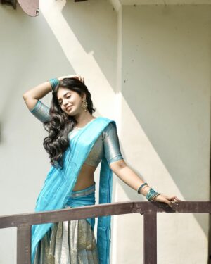 Varsha Viswanath Instagram - 🤍🦢

📸- @_prasanth_sivadas_ 
Hair- @makeup_by_sabana_ 
Costume design- @priya_viswanath_ 
Ast Vc - @sreebuddha_official