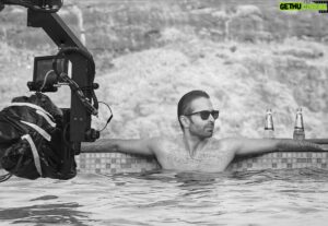 Varun Mitra Instagram - Day number 61 Trivia : the weather was freezing , and so was the water . We had to do many takes as we could not stop shivering. If you watch carefully you will be able to catch us trying to control it. 
Luckily , Beer came to the rescue . 

📷 @jopography 
@namrata.sheth  @primevideoin 
@shefalibhushan @jayant.somalkar @siddharth_dop