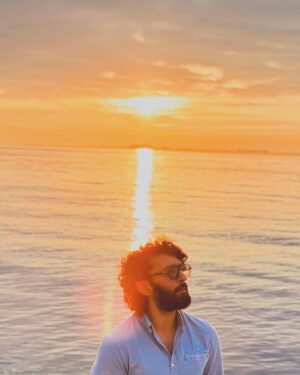 Vasanth Ravi Instagram - Some memories never leave you, like salt in the sea, they become a part of you…and it takes only one song to bring back a thousand memories 🤍