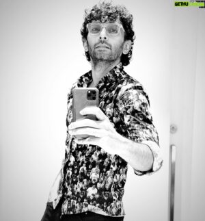 Vasanth Ravi Instagram - There is a Super Power in all of us ; all you need is to either find a way or create your own to unlock the power within you !!!