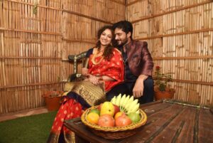Vasishta N. Simha Instagram - ಯುಗಾದಿ ಹಬ್ಬದ ನಲ್ಮೆಯ ಶುಭಾಶಯಗಳು😍

Happy Yugadi💐

#simhapriya
#hariprriya 
#vasishtansimha 
#ugadi 
#happyugadi