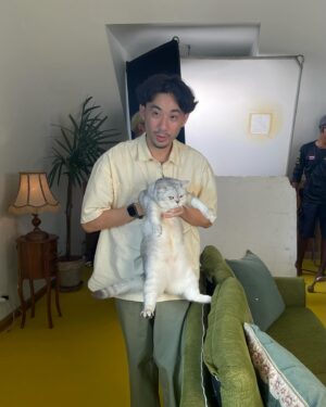 Vasuphon Kriangprapakit Instagram - วันนี้วันเกิดเราครับ 37แล้ว! มายก๊อด แทนที่จะอวยพรhappy birthday กับเรา อยากให้comment ความทรงจำที่มีต่อเรา หรือ เพลงของเราแทนได้ไหมครับ เดี๋ยวว่างๆจะมาอ่านนะ