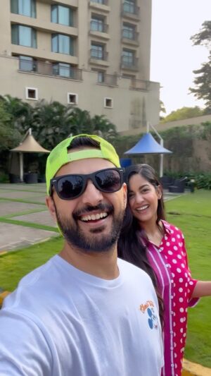 Vatsal Sheth Instagram - Vaayu’s first trip absolutely amazing…. ❤️

@novotelimagicaa 
#staycation #momcation #famjam