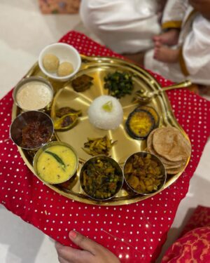 Vatsal Sheth Instagram - Happy 6 months my baby
❤️❤️❤️

Vaayu’s Annaprashan ceremony 🙏
For those who don’t know it’s a Bengali traditional ceremony which also known as the rice ceremony where solid food is introduced to the baby by his mama for the first time ❤️
Off course the baby is too small to eat so we only touch the food to introduce him to flavours.