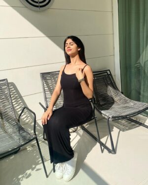 Vedika Nawani Instagram - Where my shades at?