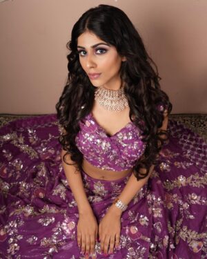 Vedika Nawani Instagram - 💜

Wearing @the_adhya_designer 
Mua @manasi_makeovers 
Photography @sagarfilms194