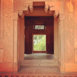 Vega Tamotia Instagram - They say beauty lies in symmetry... and how the Mughals mastered that. #Stunning #IncredibleIndia #BritishThieves #MughalIndia