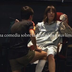 Veki Velilla Instagram - Querido pueblo de Uz;

Es un honor formar parte de esta loca familia y me congratula sobremanera informar a paisanos de pueblos cercanos que mañana y pasado (11 y 12) tendremos función de “Uz. El pueblo” en el @teatro_arriaga en Bilbao y el sábado 14 de octubre en el @teatrocervantes en Málaga.

Os esperamos con muchos disparos, risas, comedia y un punto absurdo.

Sus quiere 🤍