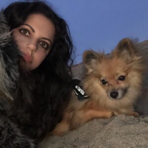 Vered Blonstein Instagram - Furball of wisdom & love ❤️❤️❤️❤️❤️❤️❤️❤️❤️❤️❤️grateful to @muchloveanimalrescue #nationalpetday #pomlove #veganactress #adoptdontshop #autismservicedog #animalloversdonteatanimals #endspeciesism #actress