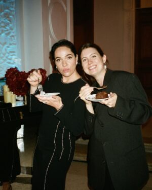 Verena Altenberger Instagram - 💌 This is a love letter 💌

Thank you, @cartier, for the most magical night possible. Thank you for treating us like queens, thank you for your art, and thank you for sparkling. Thank you for gathering such a lovely crowd, thank you for your all the Sachertorte and thank you for shining your light on Wien 💫 @alexis.delaporte.cartier @nina.rei 

📸 2, 6 @patdomingo 🖤
📸 1, 3, 4, 5, 9, 10 @simonwinkelmuller 
Styling @simonwinkelmuller Hair and Make Up @sabine_reiter 👫💃
💎 @cartier 👗 @driesvannoten 👠 @aeyde 👛 @louboutinworld