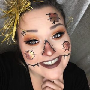 Veronica Lorenz Instagram - ℱℯ𝓈𝓉𝒾𝓋ℯ 𝒻ℴ𝓇 𝓉𝒽ℯ 𝒻𝒾𝓇𝓈𝓉 𝒹𝒶𝓎 ℴ𝒻 𝒪𝒸𝓉ℴ𝒷ℯ𝓇 🍂🎃🍁
.
@beautybybrookegathogo .
Using
• VaVaVoom Large Stamp
• Vink Ink - Vortex Black